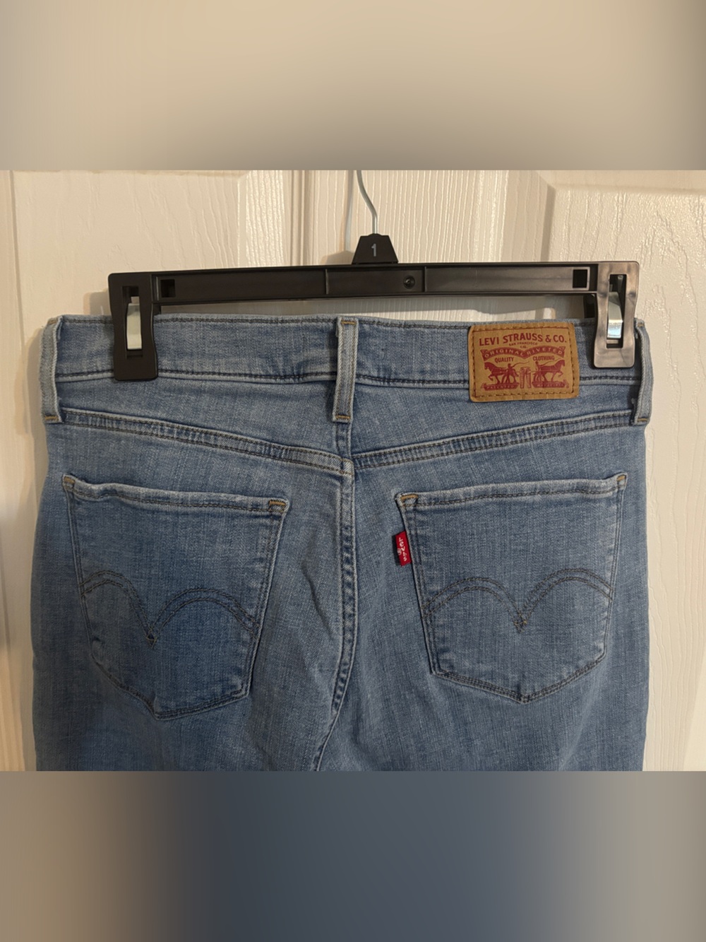 Levi's Light Blue Straight-Leg Women's Jeans